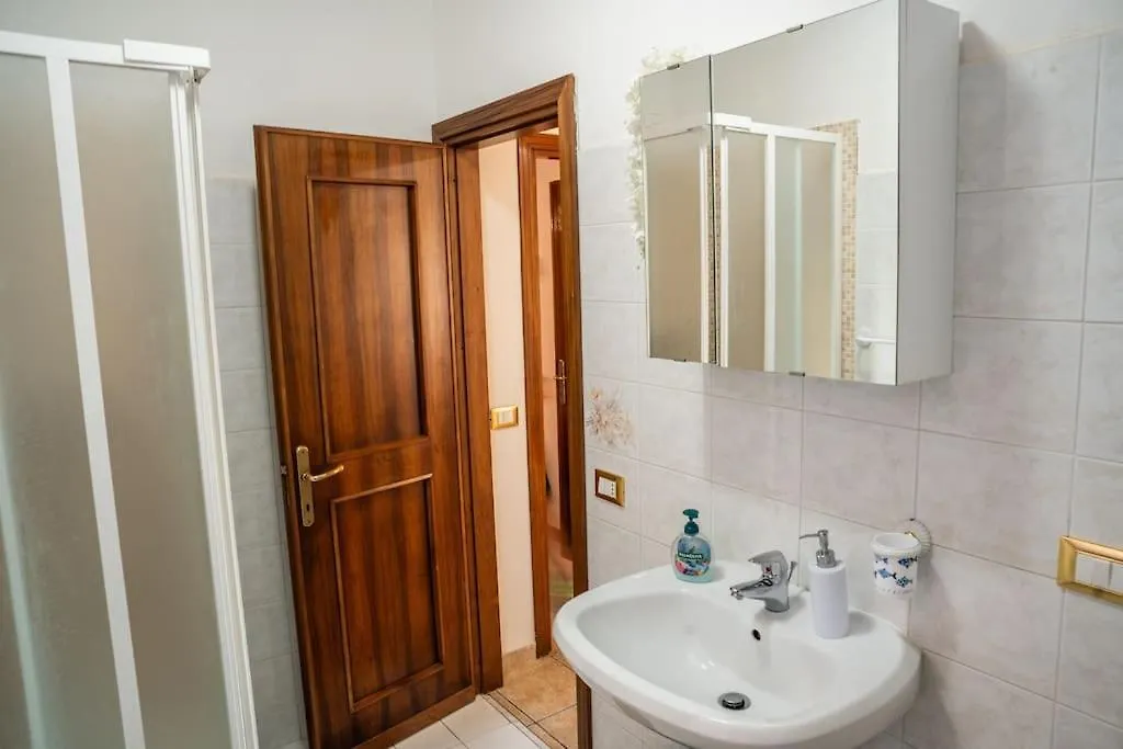 The Olive Trees- Jacuzzi-Garden-Wifi-Barbecue-Parking Villa Avegno Holiday home